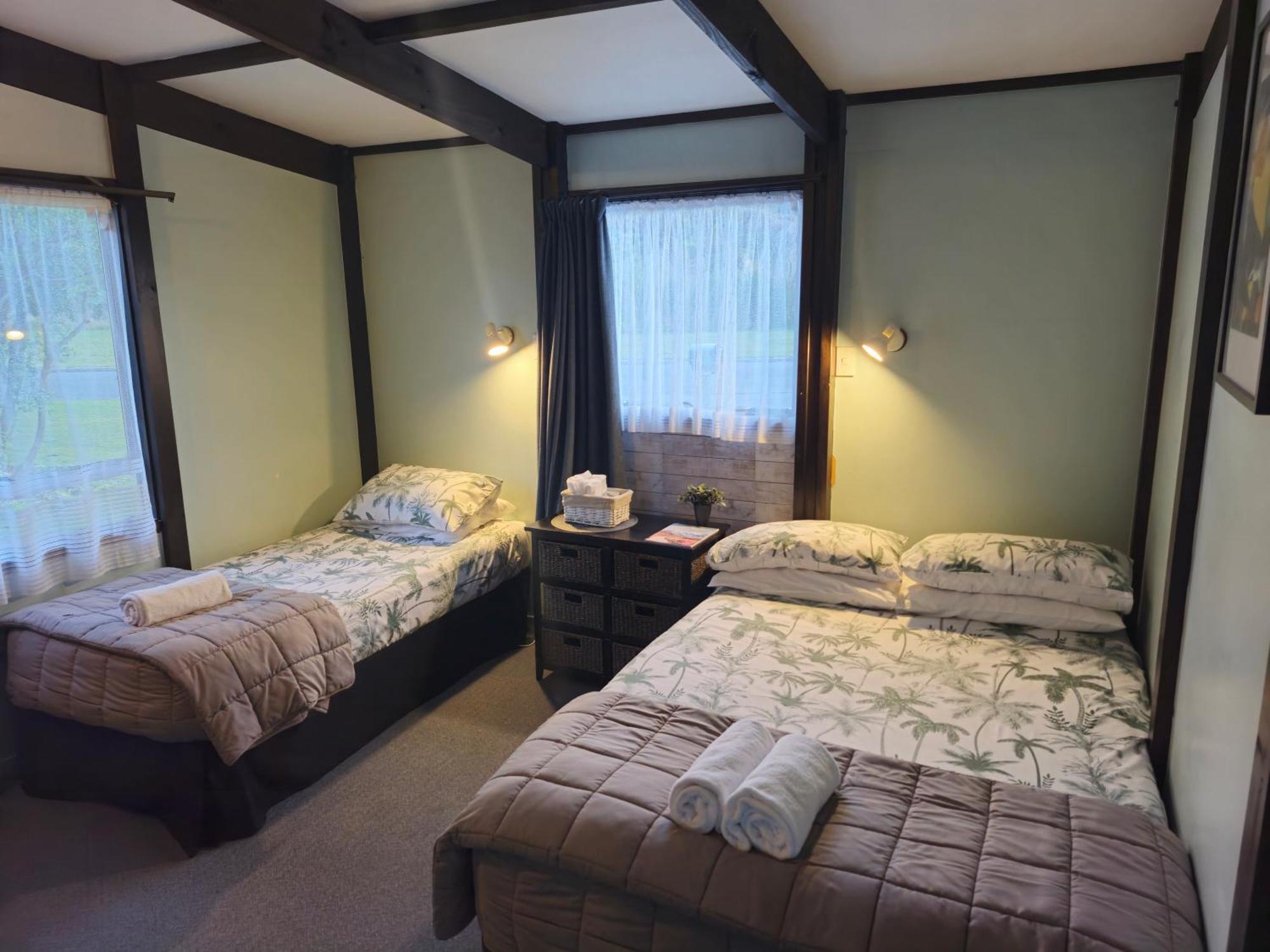 Tokaanu Lodge Motel Turangi Luaran gambar